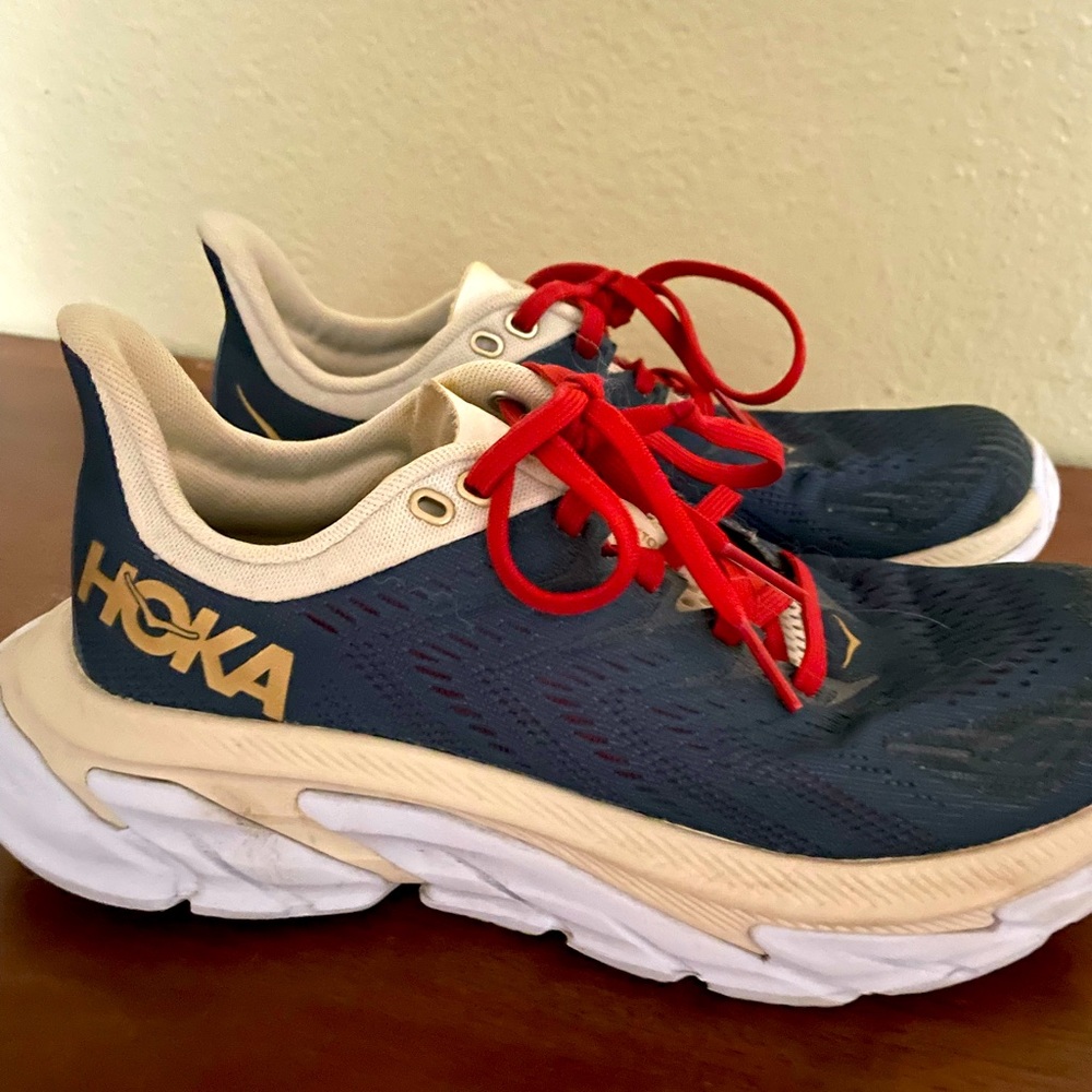 First Hoka purchase in a size 7 womens. Worn twice only